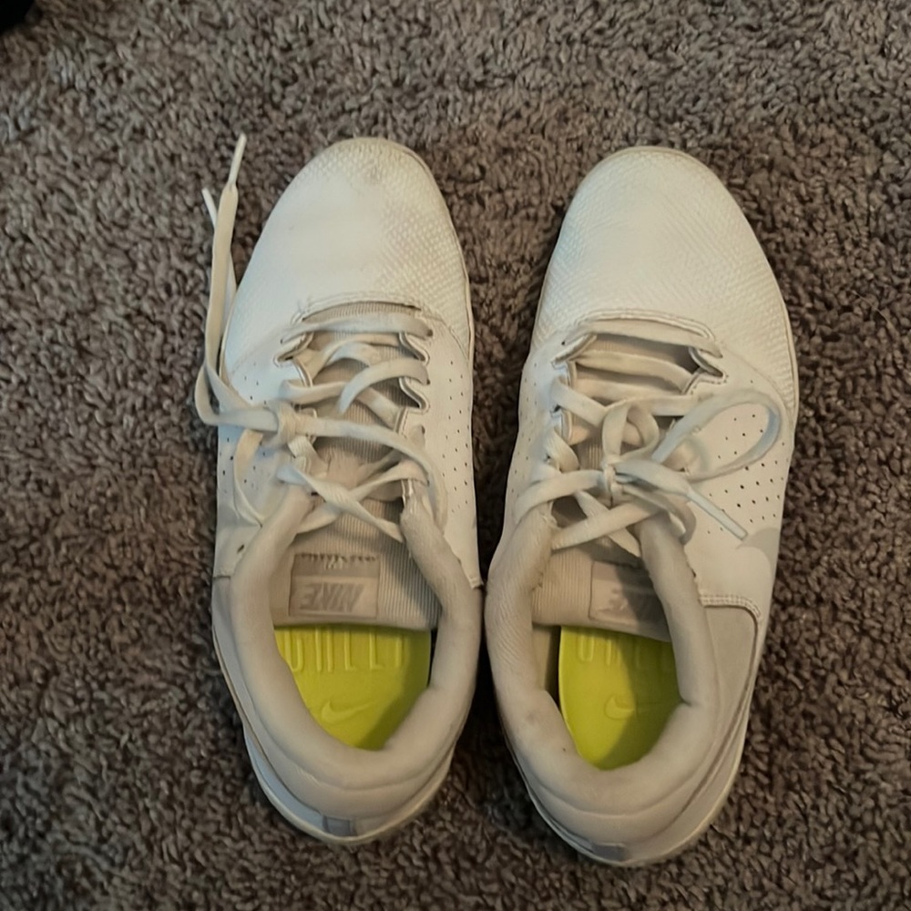 Nike cheer shoes